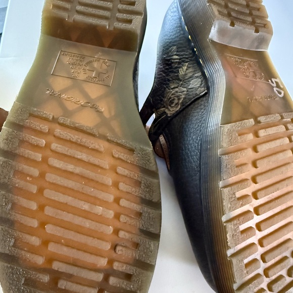 Dr. Martens 8065 Decayed Roses Nappa Mary Jane Women’s Shoes Black Size 8 - Picture 6 of 10